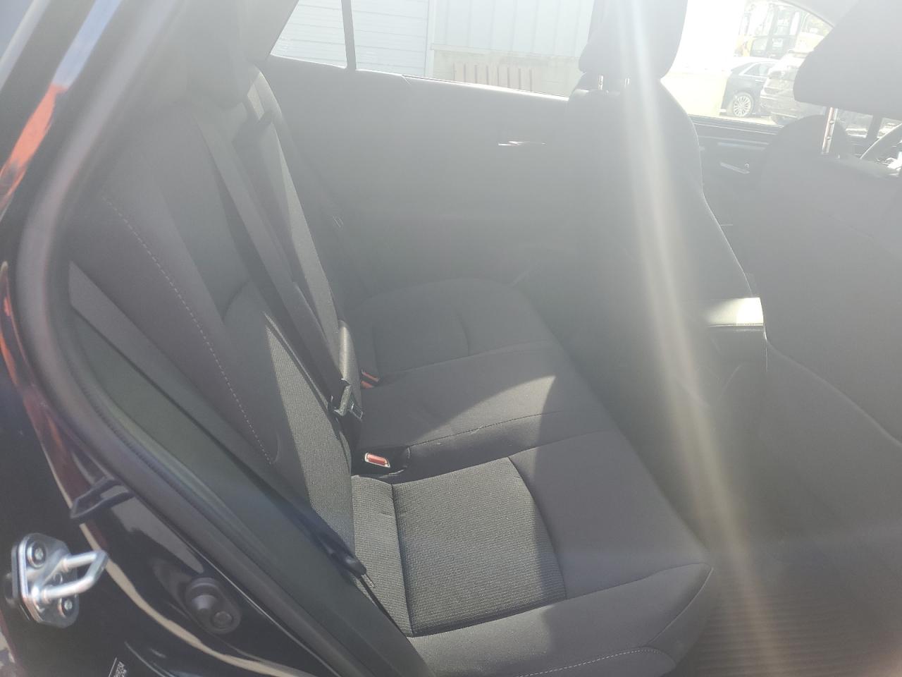 2021 Toyota Venza - Image 11