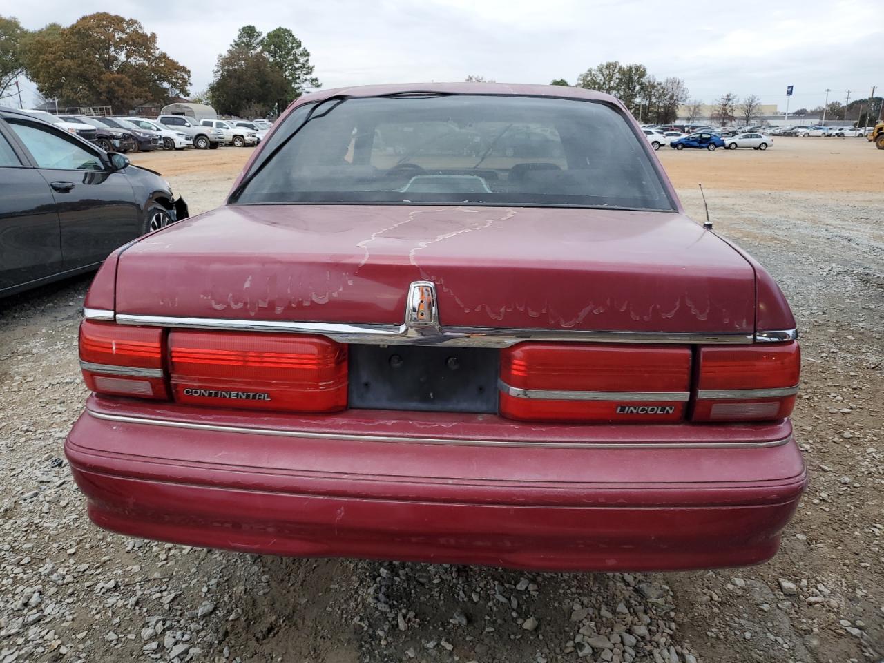 1994 Lincoln Continental Signature VIN: 1LNLM9840RY796563 Lot: 82771114