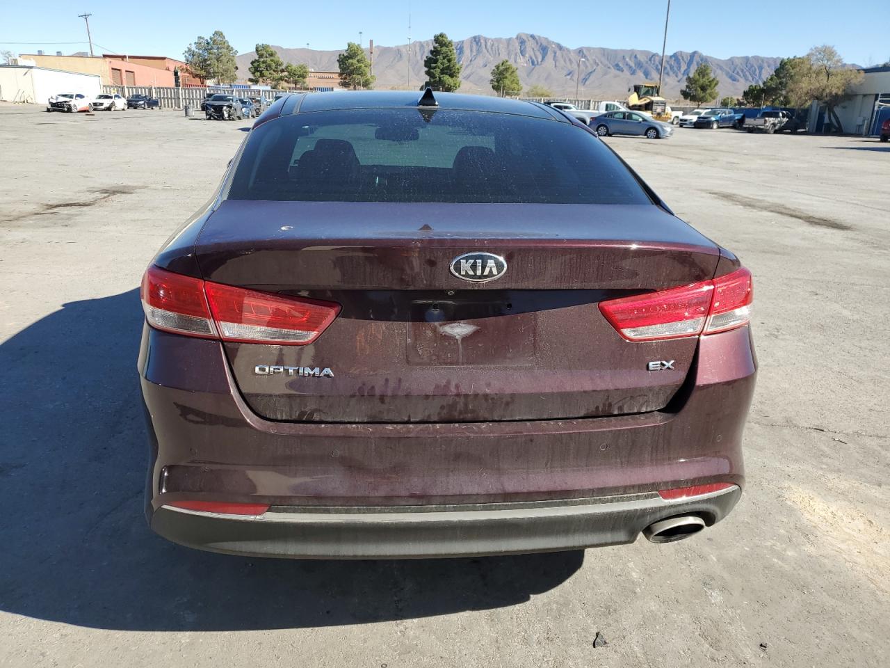 VIN 5XXGU4L34JG271546 2018 KIA OPTIMA no.6