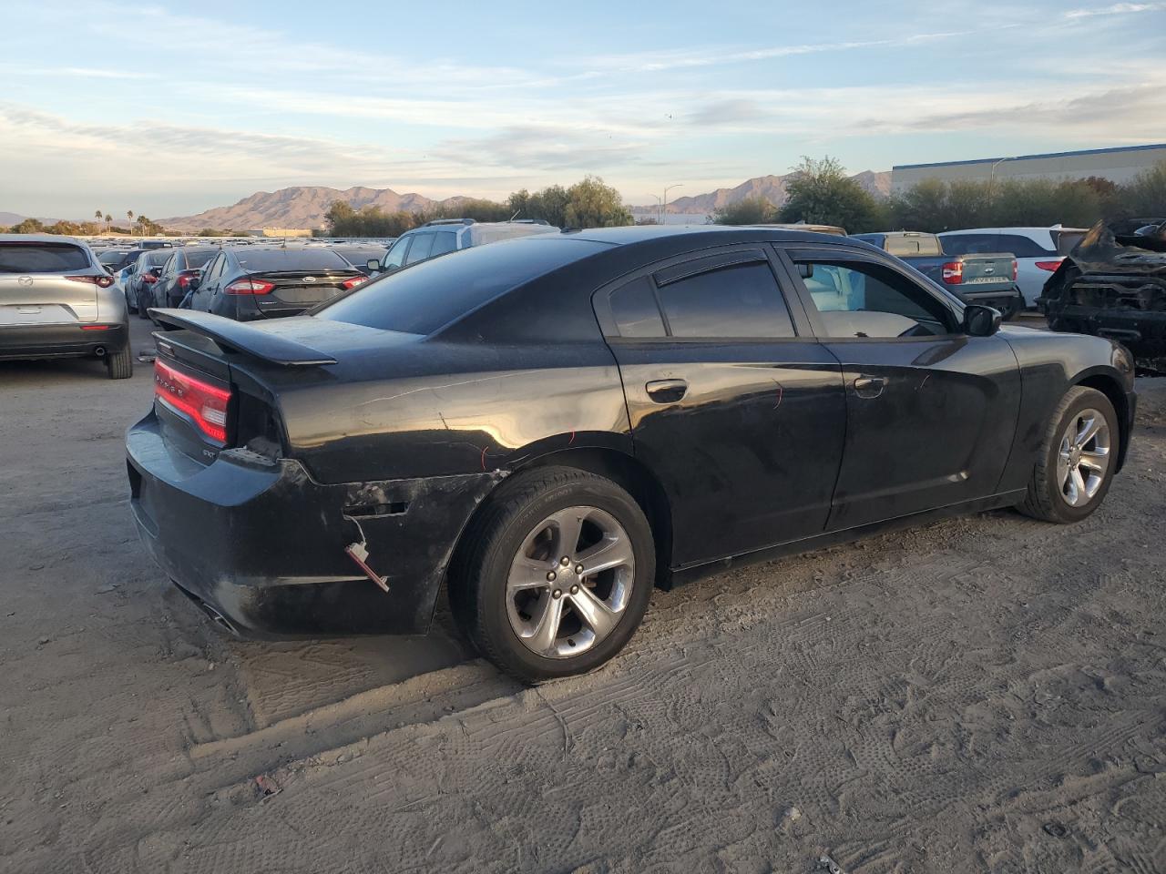 VIN 2C3CDXHGXEH162687 2014 DODGE CHARGER no.3