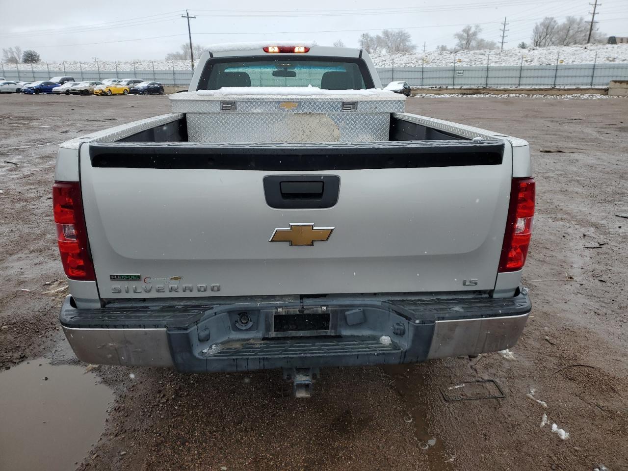 2011 Chevrolet Silverado - Image 6
