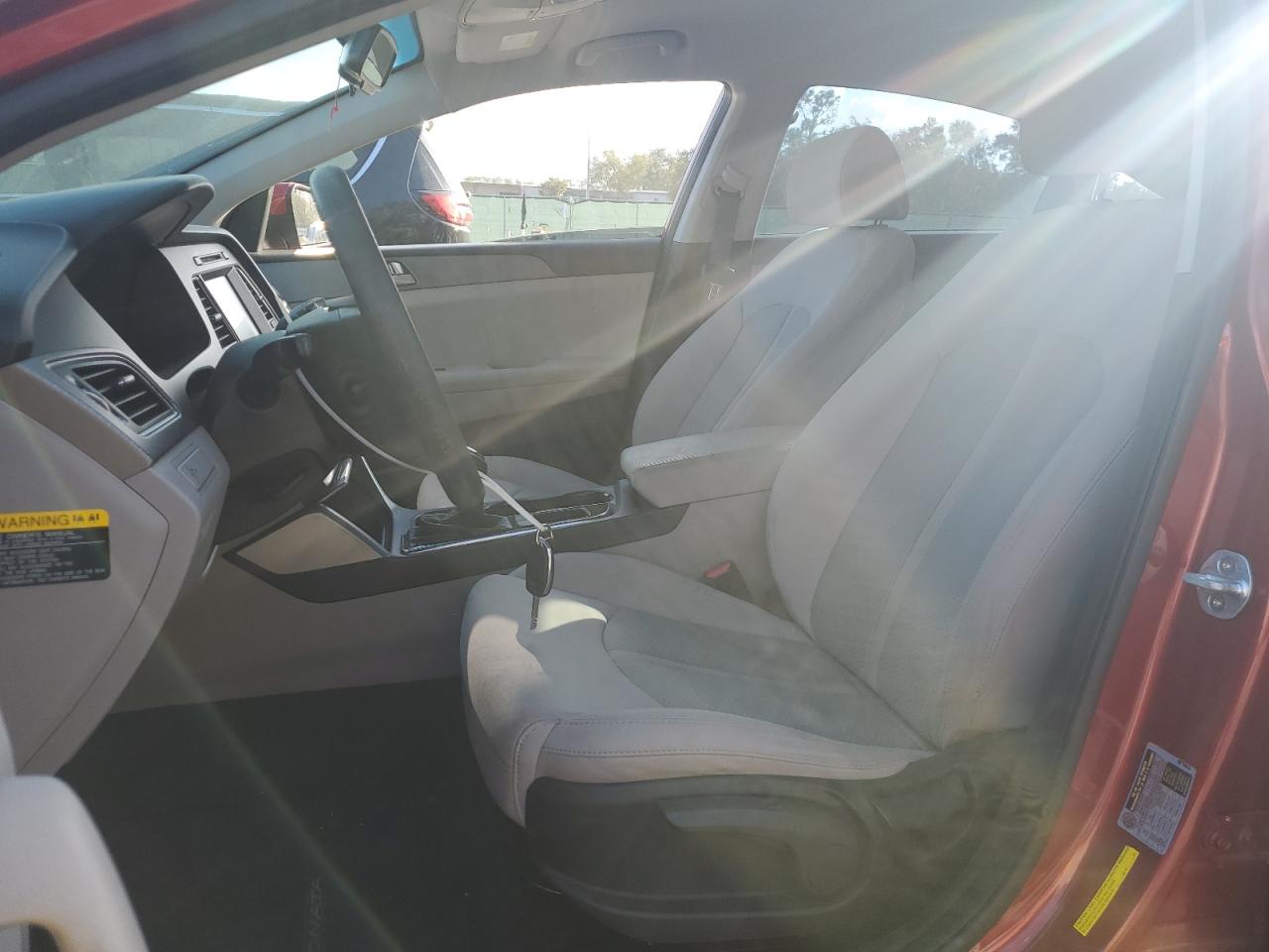2017 Hyundai Sonata - Image 7