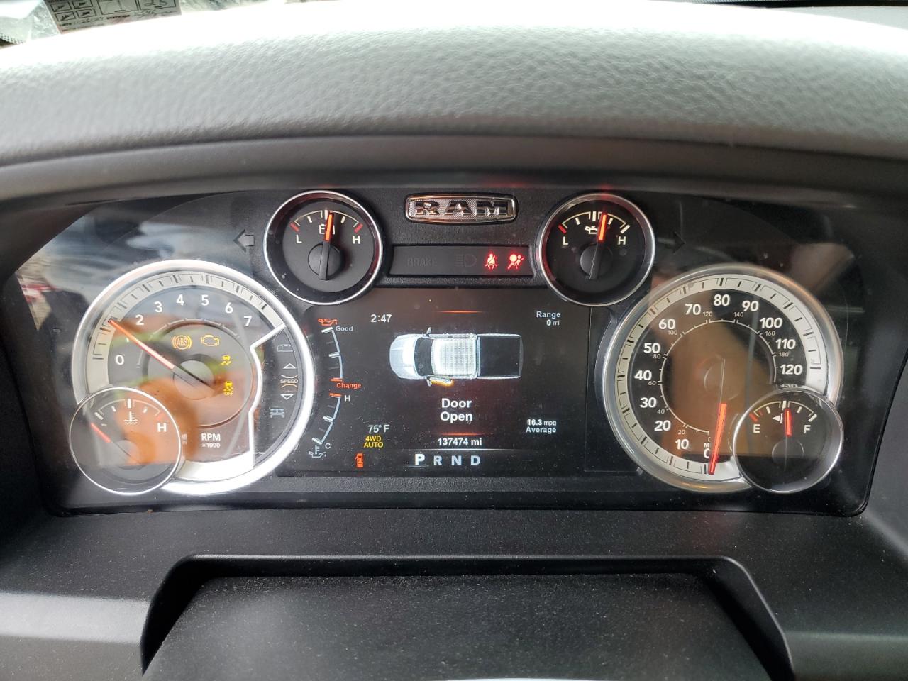 2017 RAM 1500 - Image 9