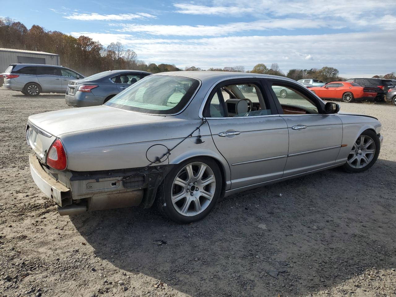 2004 Jaguar XJ - Image 3