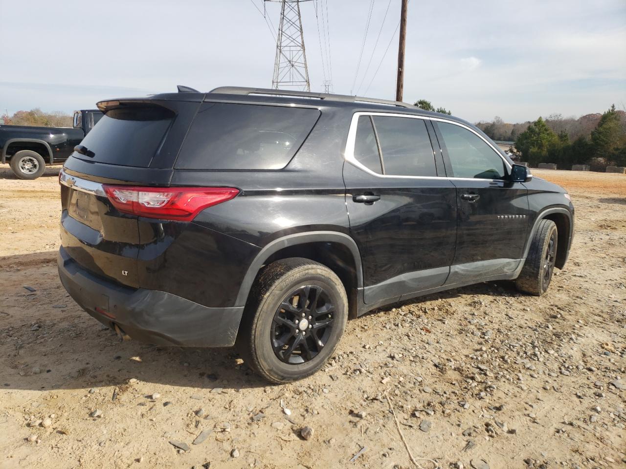 2020 Chevrolet Traverse - Image 3