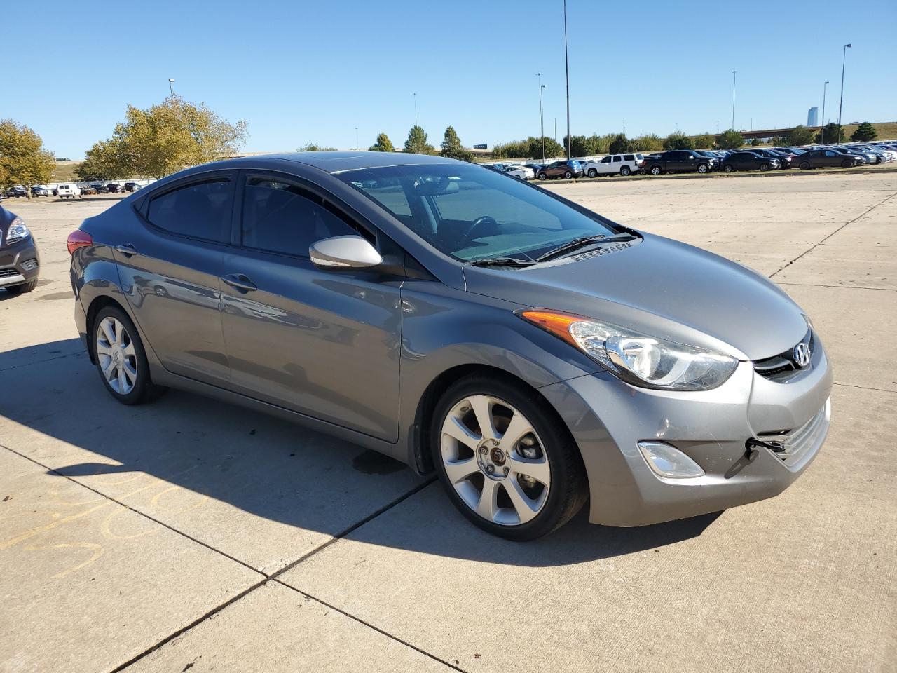 2013 Hyundai Elantra - Image 4