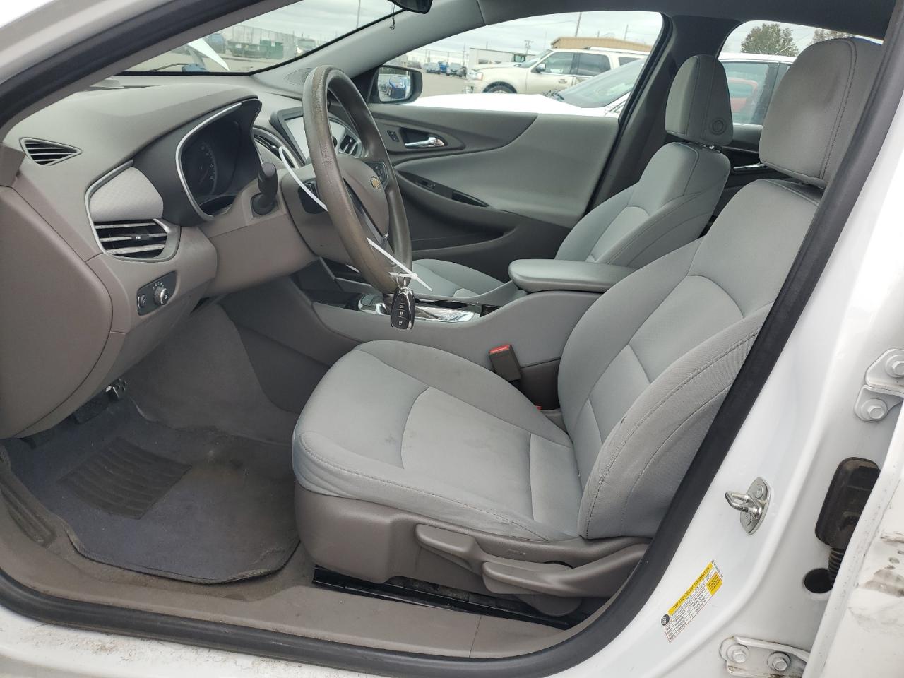 2017 Chevrolet Malibu - Image 7