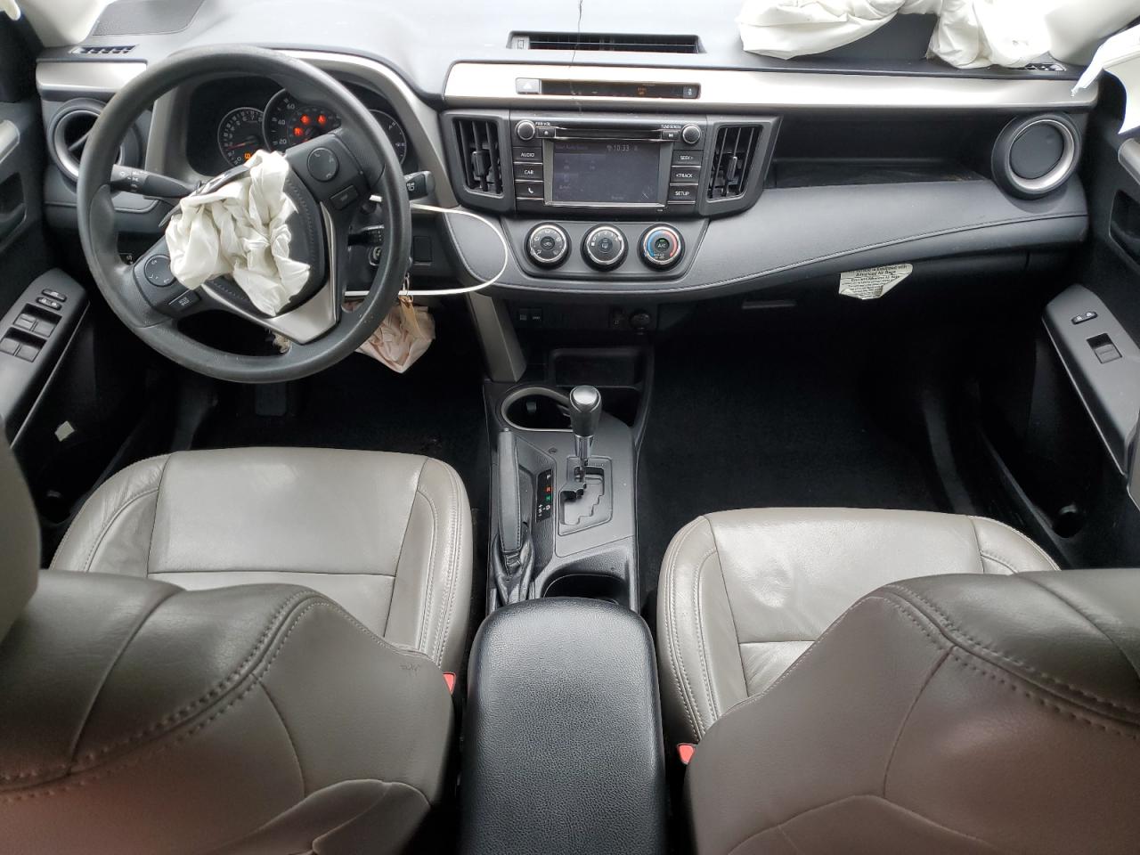 2016 Toyota RAV 4 - Image 8