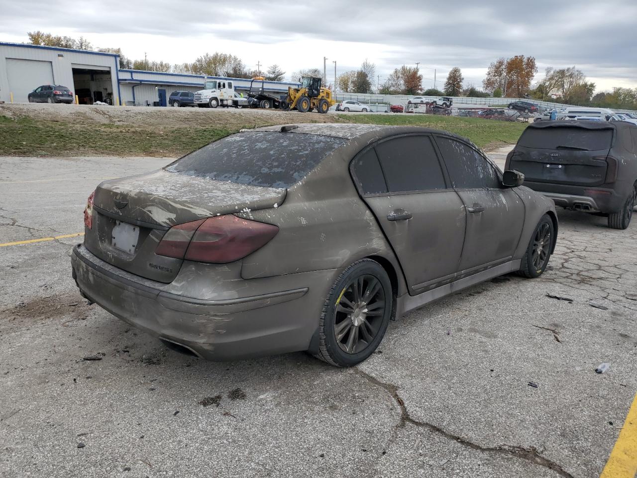 2013 Hyundai Genesis - Image 3