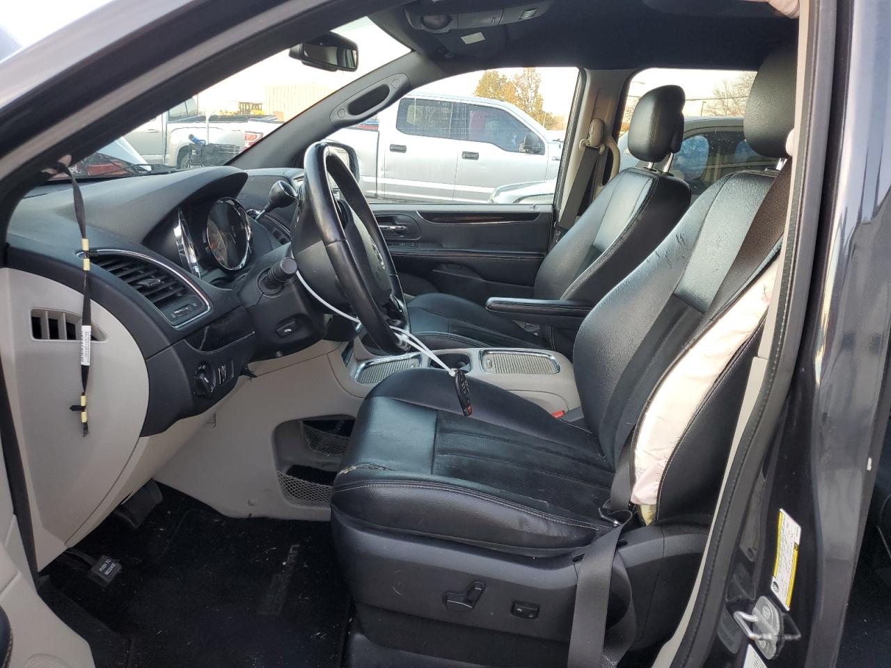 2014 Dodge Caravan - Image 7