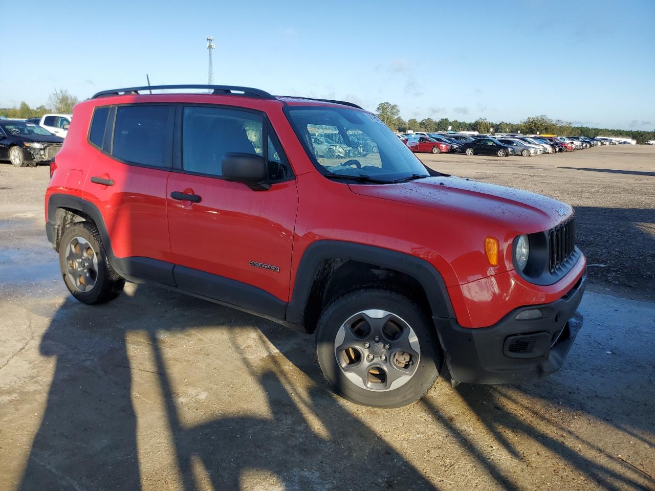 VIN ZACCJBAB9JPH39563 2018 JEEP RENEGADE no.4