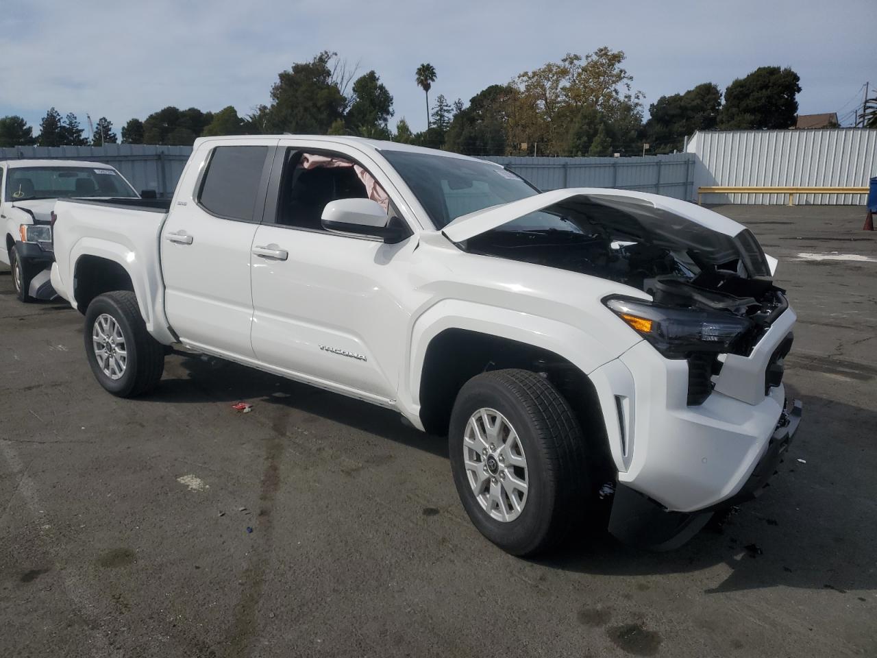 VIN 3TYLB5JN9RT004528 2024 TOYOTA TACOMA no.4