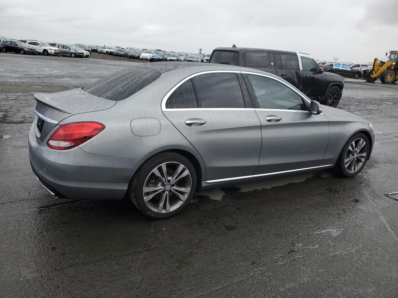 VIN 55SWF4JBXGU147503 2016 MERCEDES-BENZ C-CLASS no.3