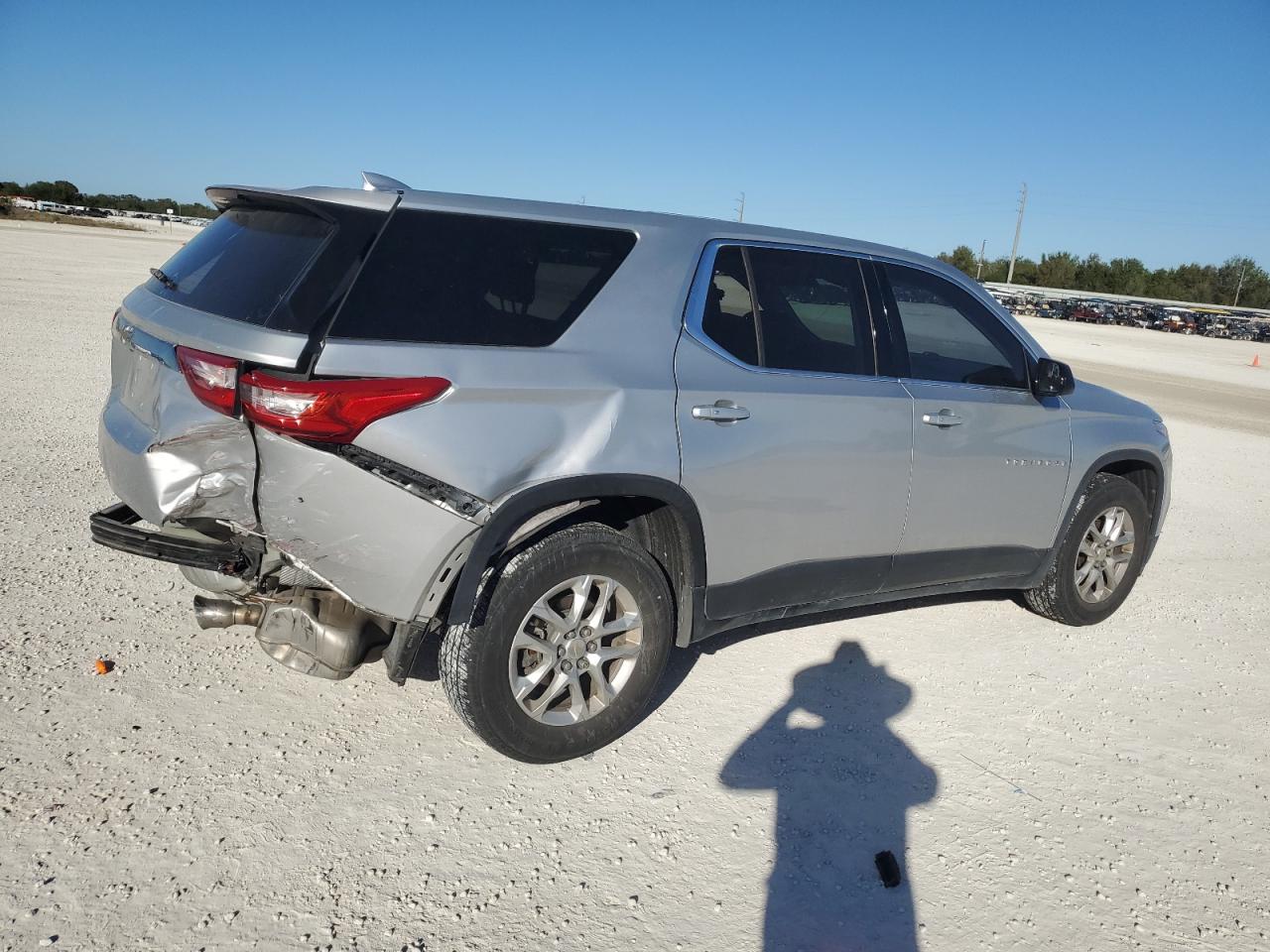 2019 Chevrolet Traverse - Image 3