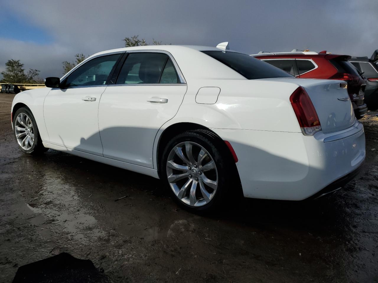 2021 Chrysler 300 - Image 2