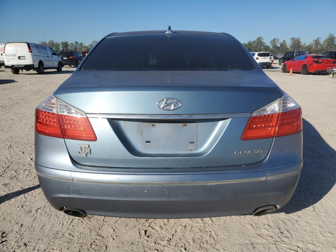 2011 Hyundai Genesis 3.8L VIN: KMHGC4DE1BU134560 Lot: 80957934