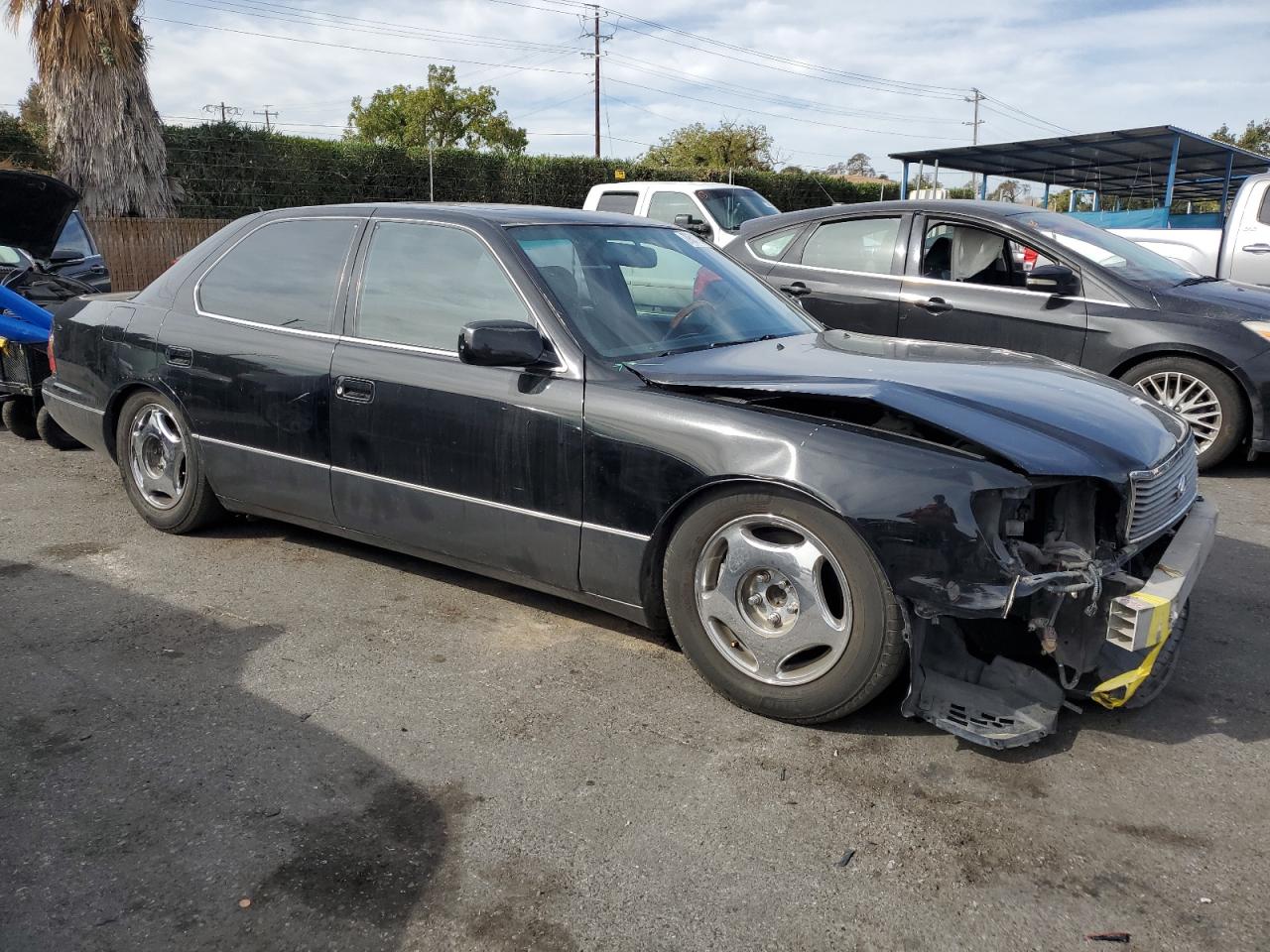 1998 Lexus LS - Image 4