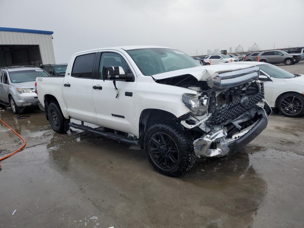 VIN 5TFEY5F13LX265664 2020 TOYOTA TUNDRA no.4