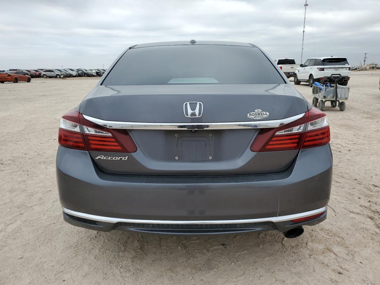 VIN 1HGCR2F86GA021212 2016 HONDA ACCORD no.6