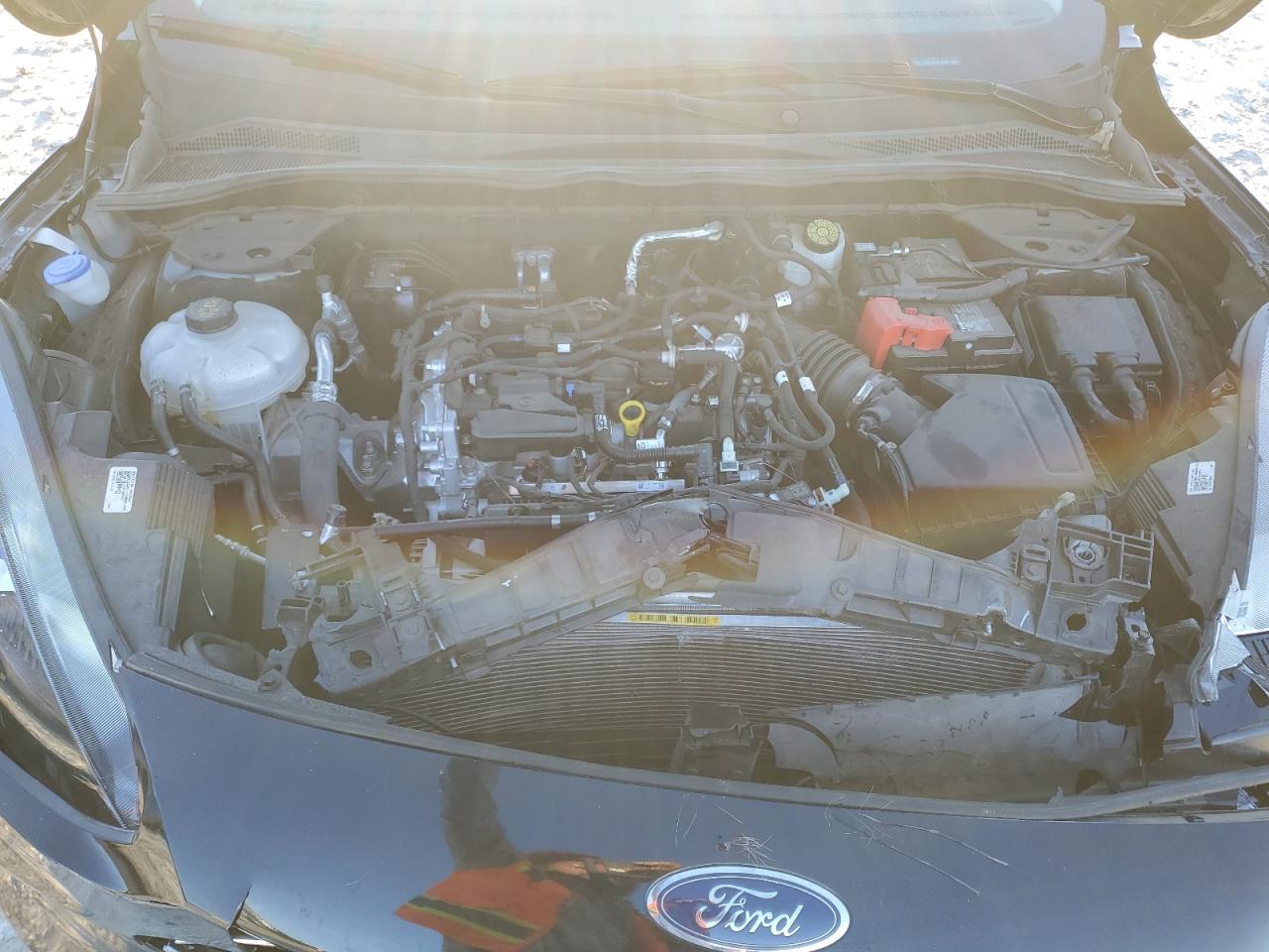 2022 Ford Escape - Image 12