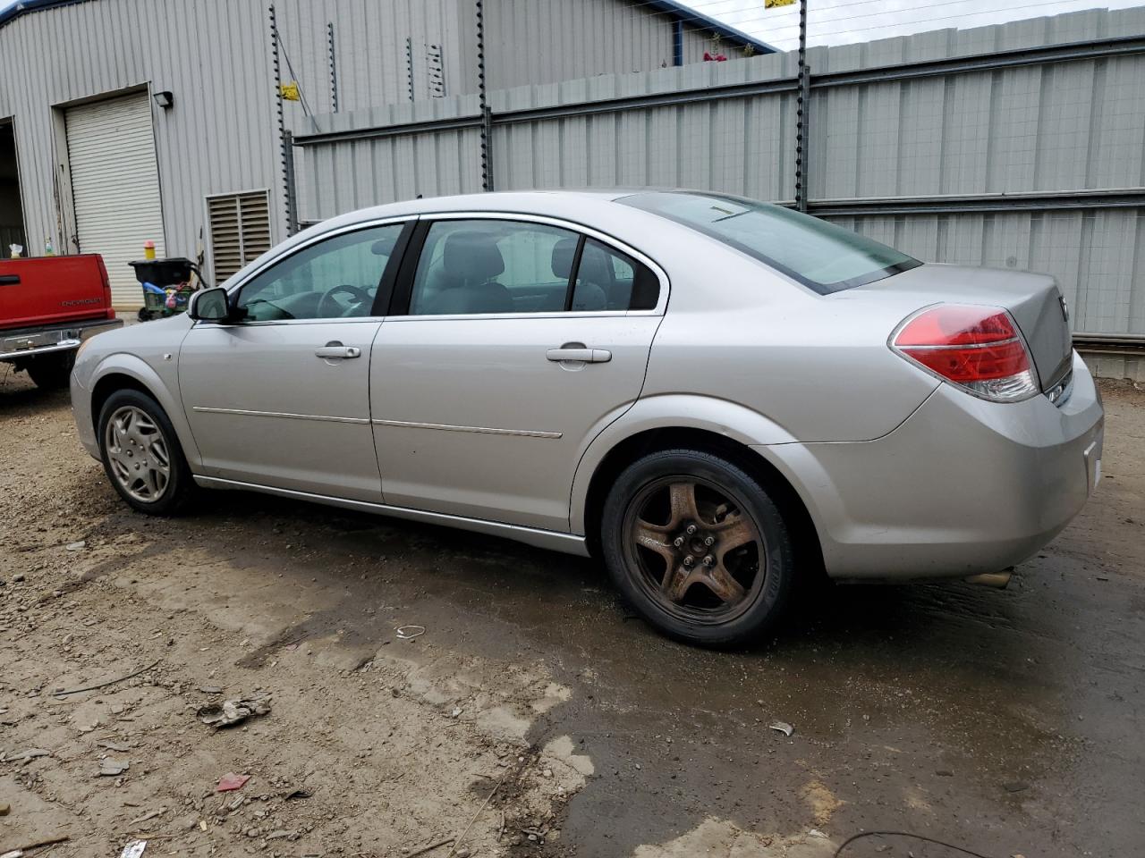 2008 Saturn Aura - Image 2