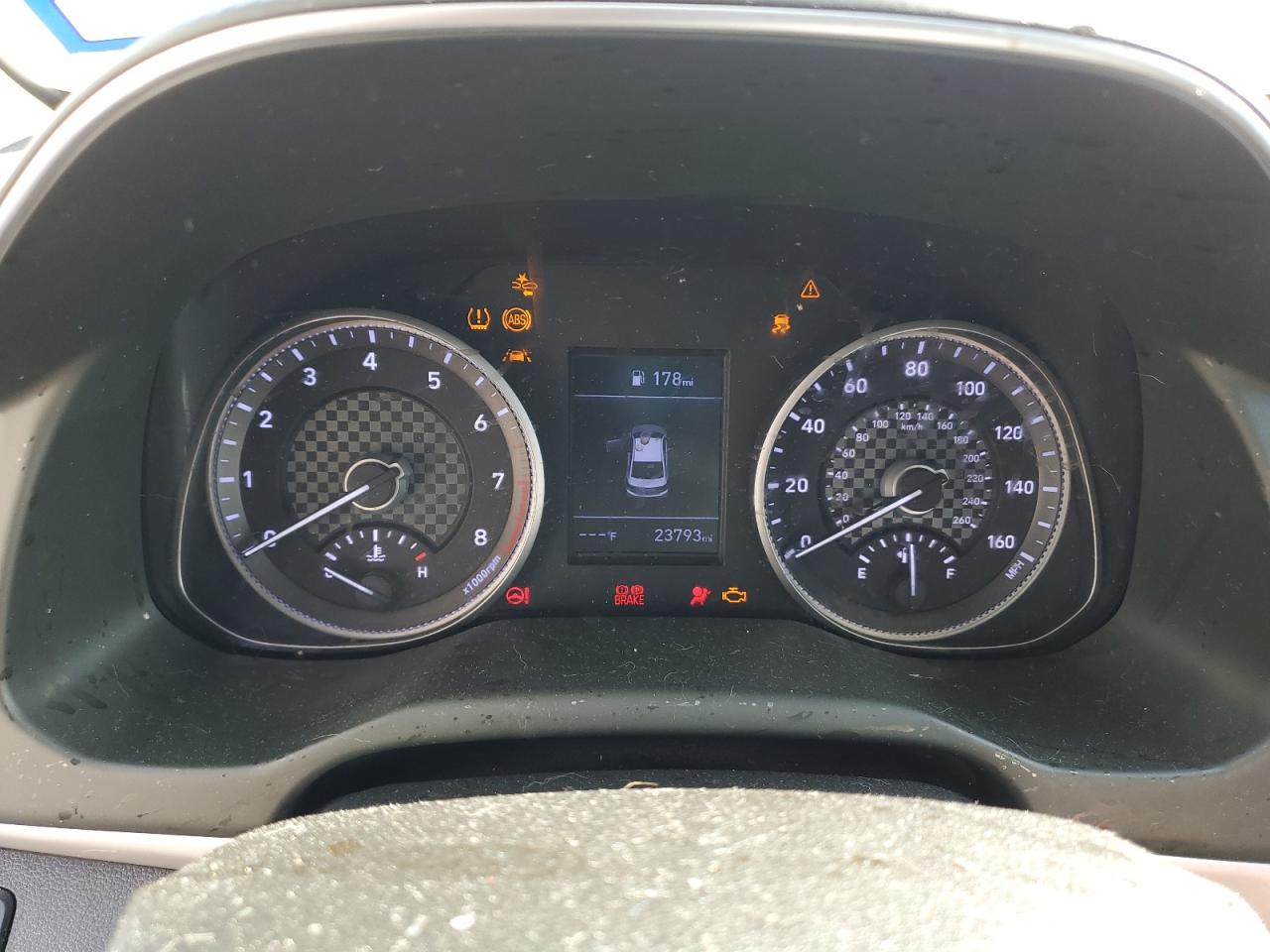 2020 Hyundai Elantra - Image 9