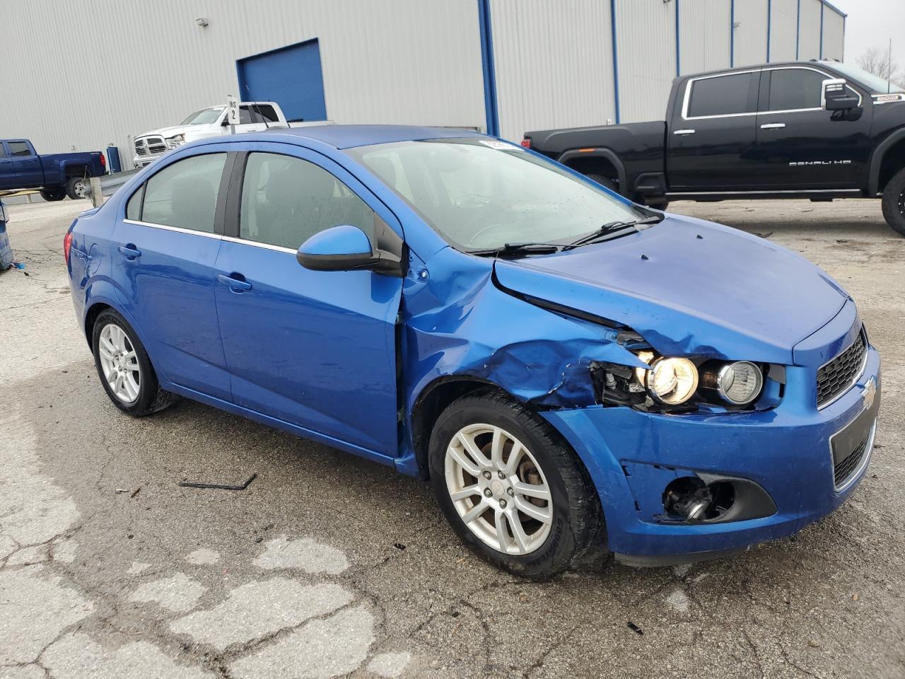 VIN 1G1JC5SHXG4133615 2016 CHEVROLET SONIC no.4