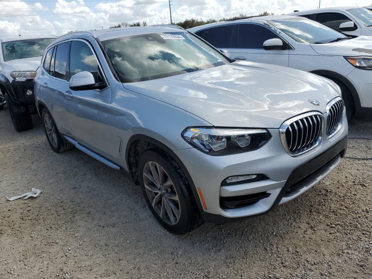 VIN 5UXTR9C50KLR05854 2019 BMW X3 no.4