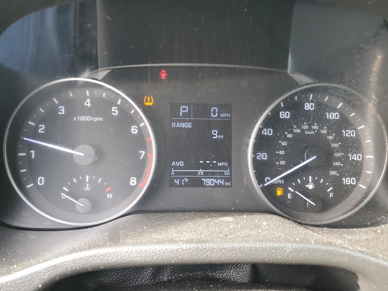 2018 Hyundai Elantra - Image 9