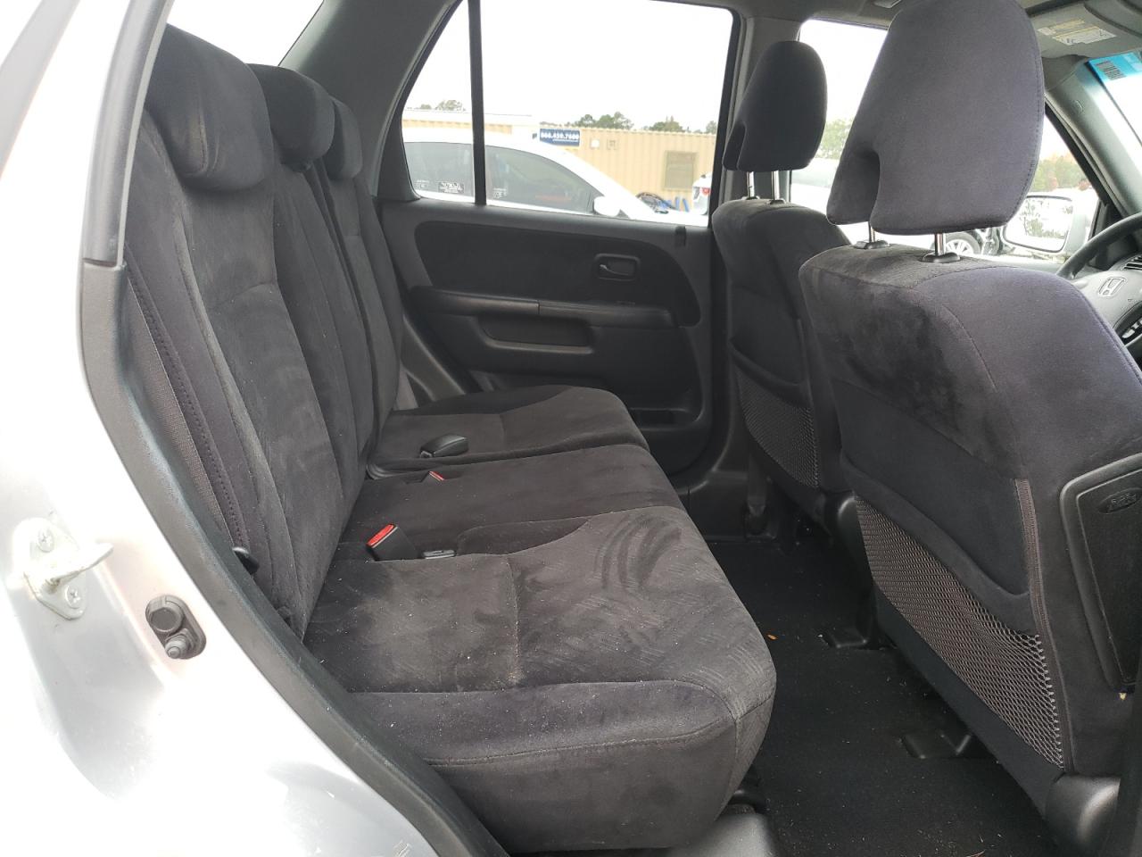 2006 Honda CR-V - Image 11