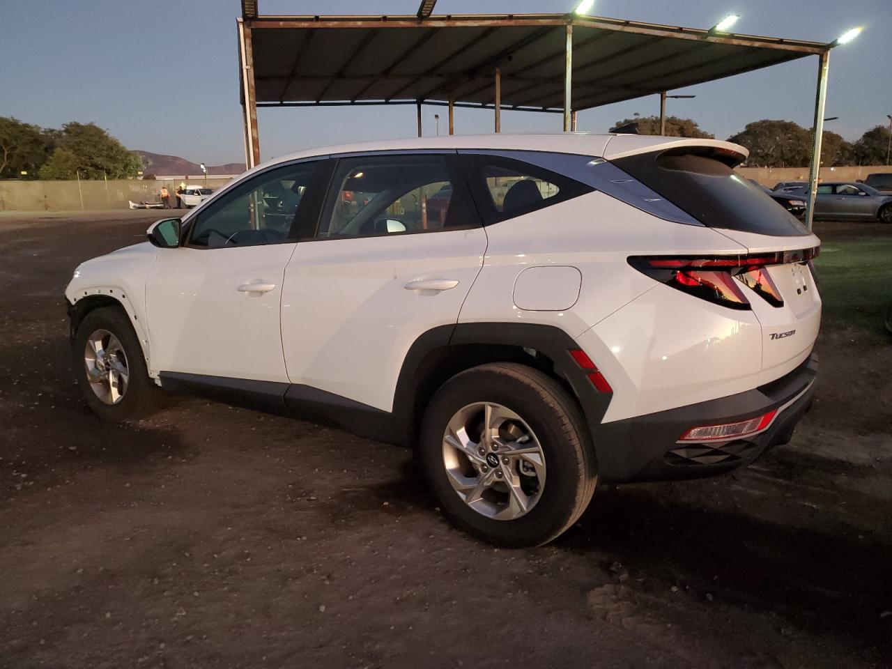 2022 Hyundai Tucson - Image 2