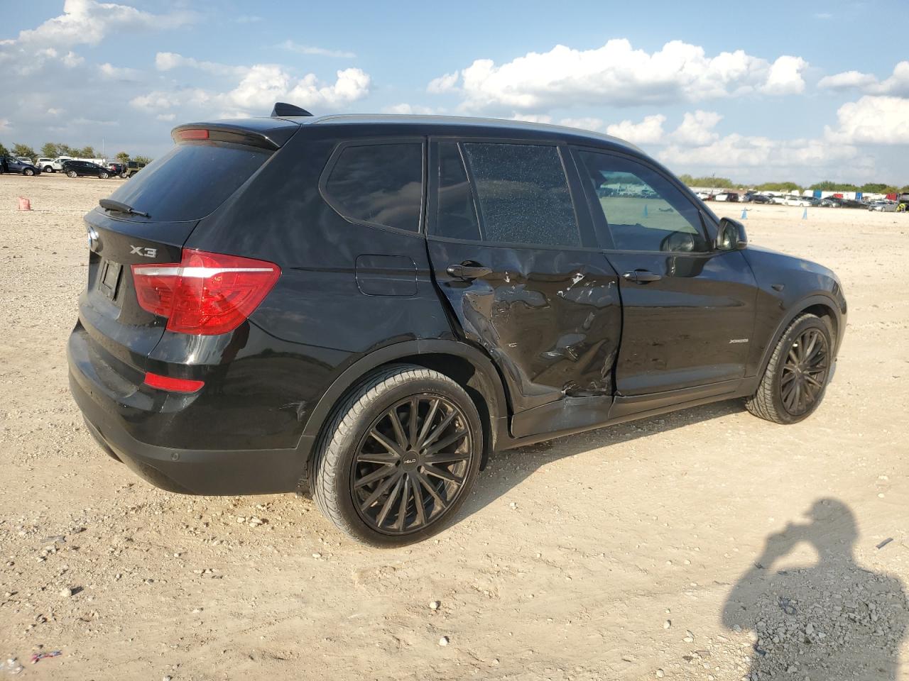 2016 BMW X3 - Image 3