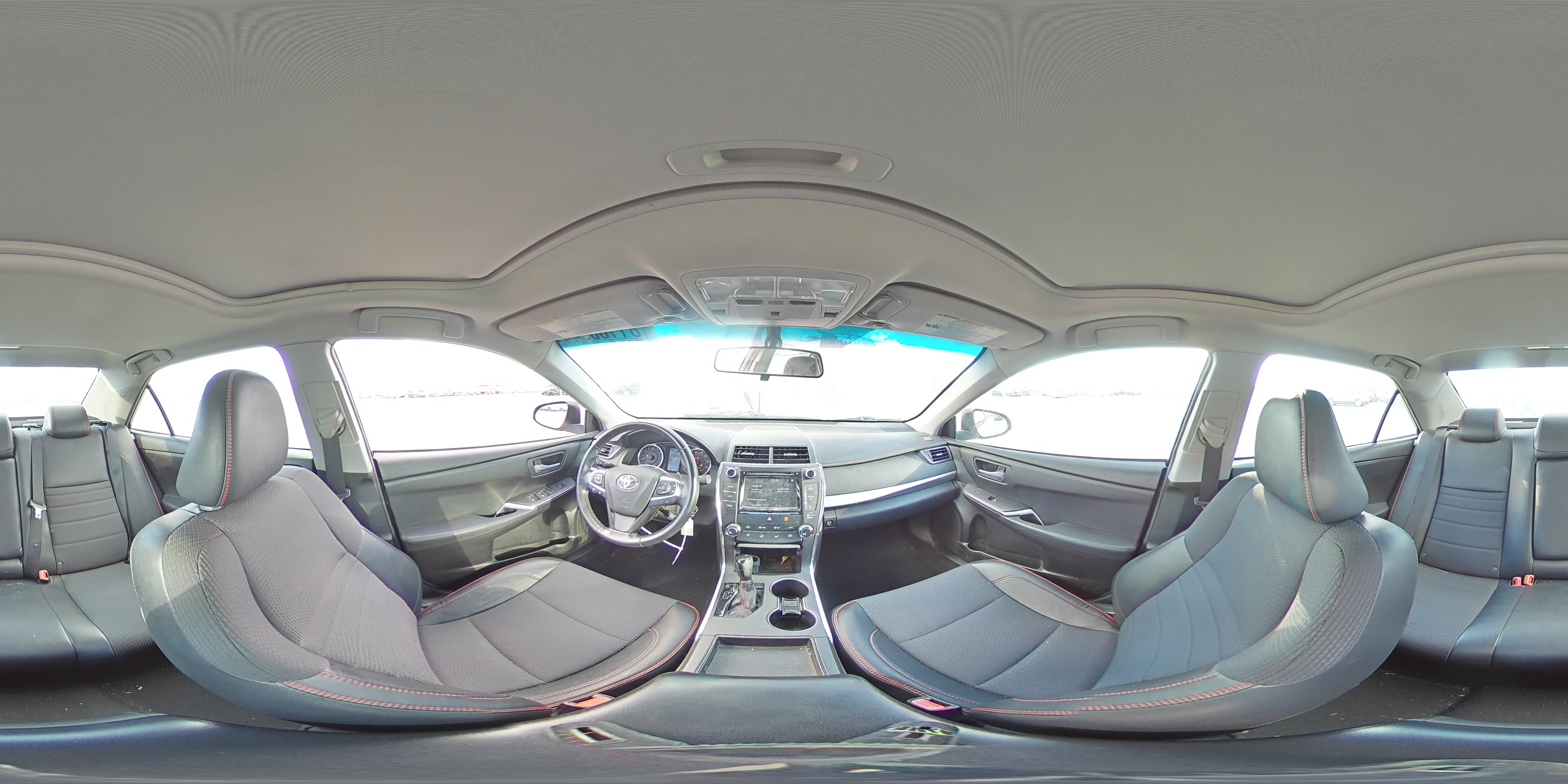 2016 Toyota Camry - Image 12