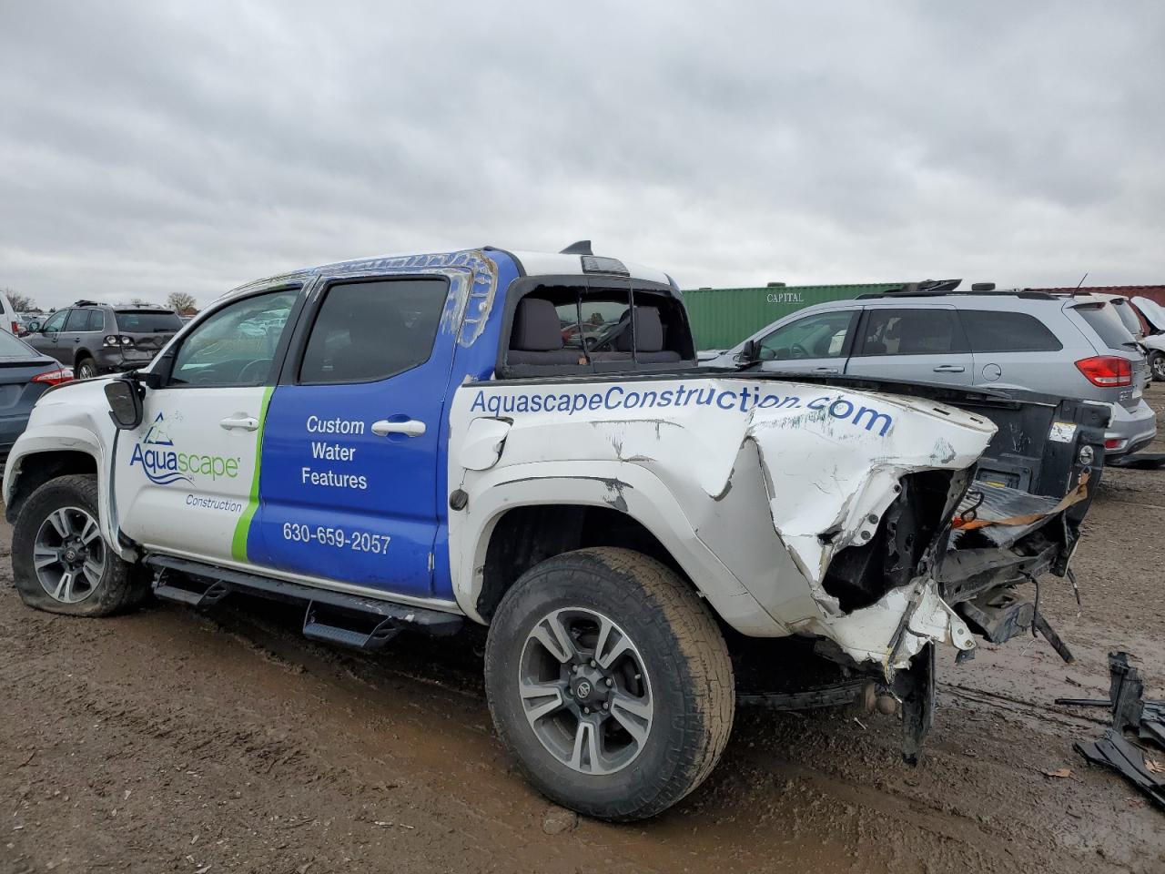 2018 Toyota Tacoma - Image 2