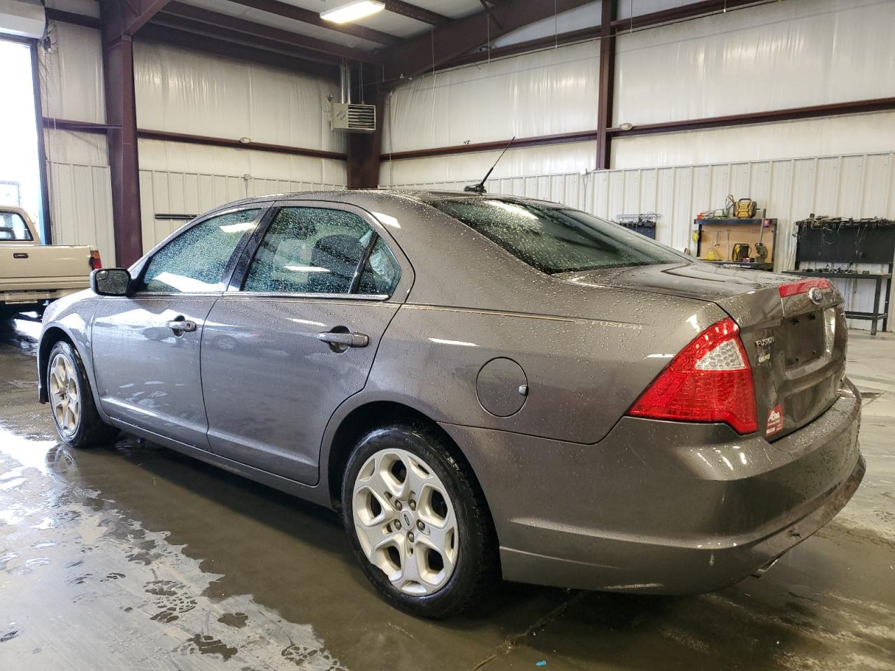 2011 Ford Fusion - Image 2