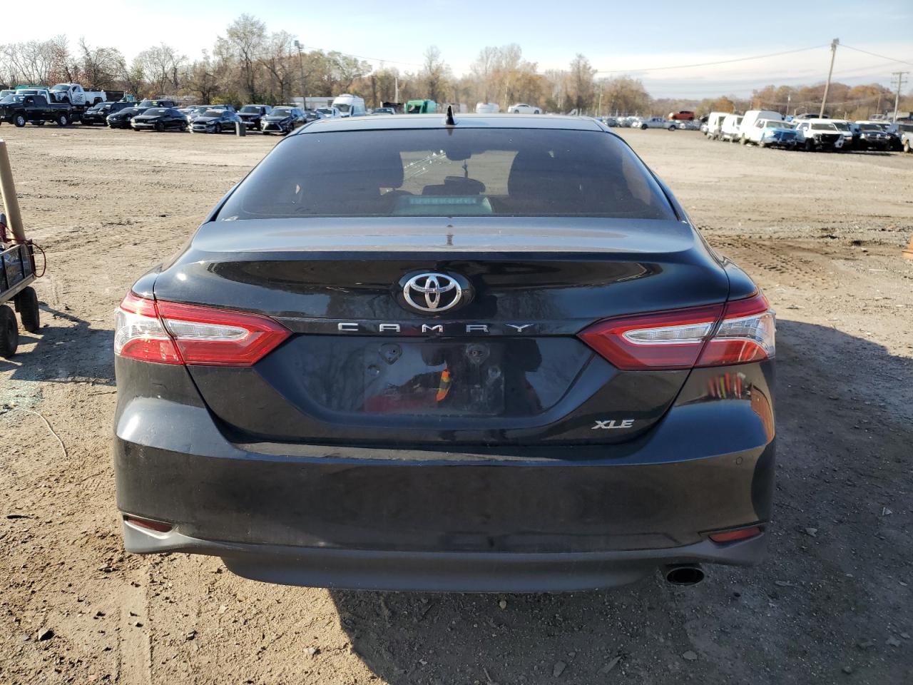 2018 Toyota Camry - Image 6