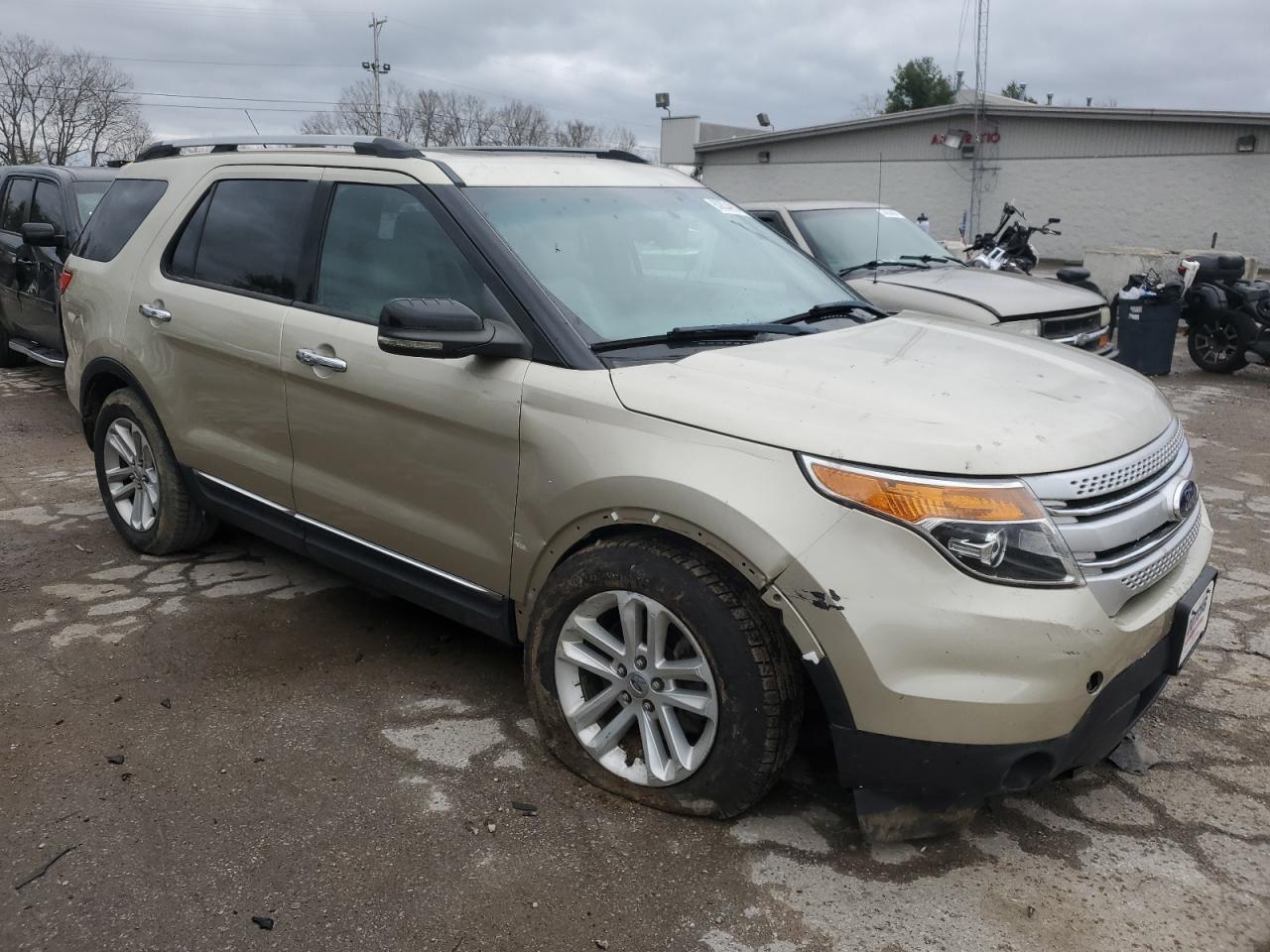 2011 Ford Explorer - Image 4