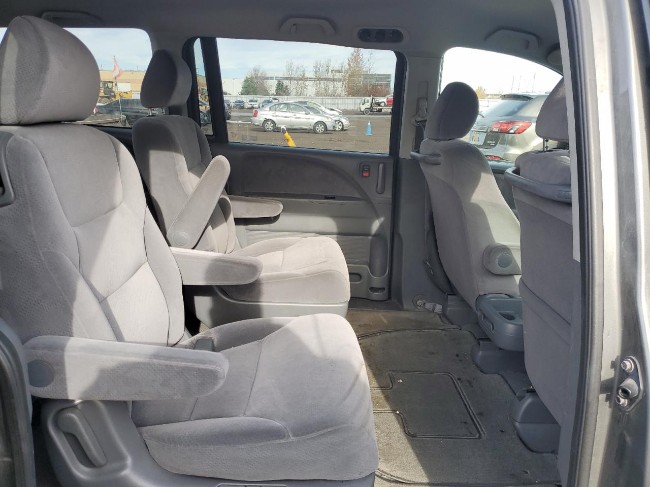 2007 Honda Odyssey - Image 11