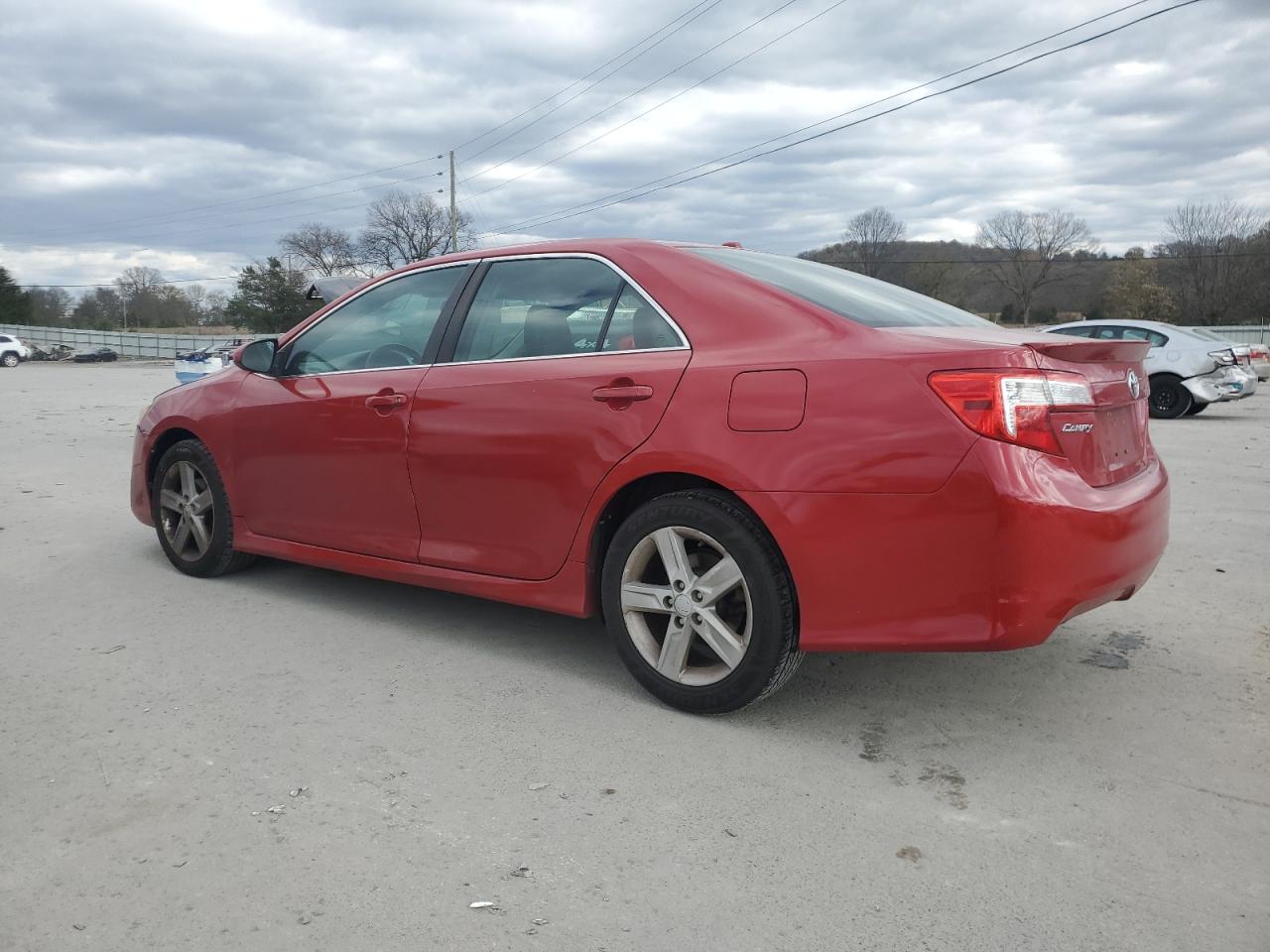 VIN 4T1BF1FK2DU668771 2013 TOYOTA CAMRY no.2