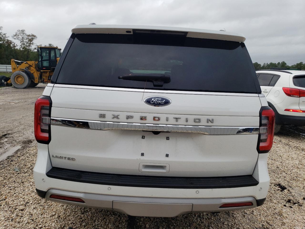 2024 Ford Expedition Limited VIN: 1FMJU1K80REA19371 Lot: 79640054