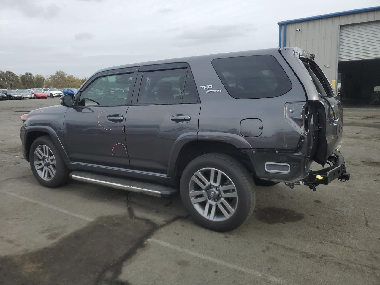 VIN JTESU5JR7N6013979 2022 TOYOTA 4RUNNER no.2