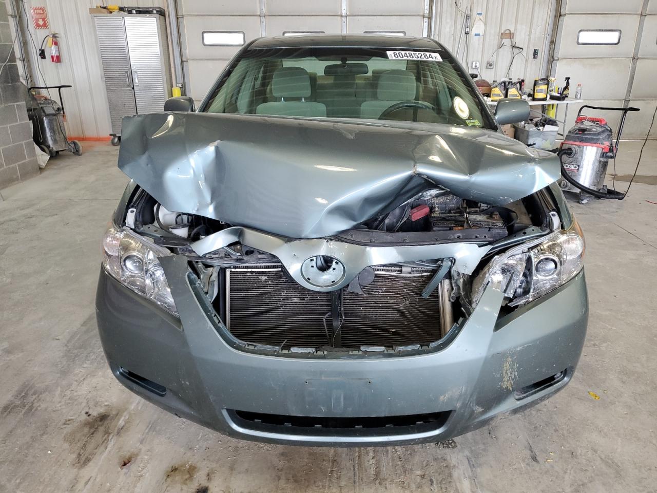 2009 Toyota Camry - Image 5