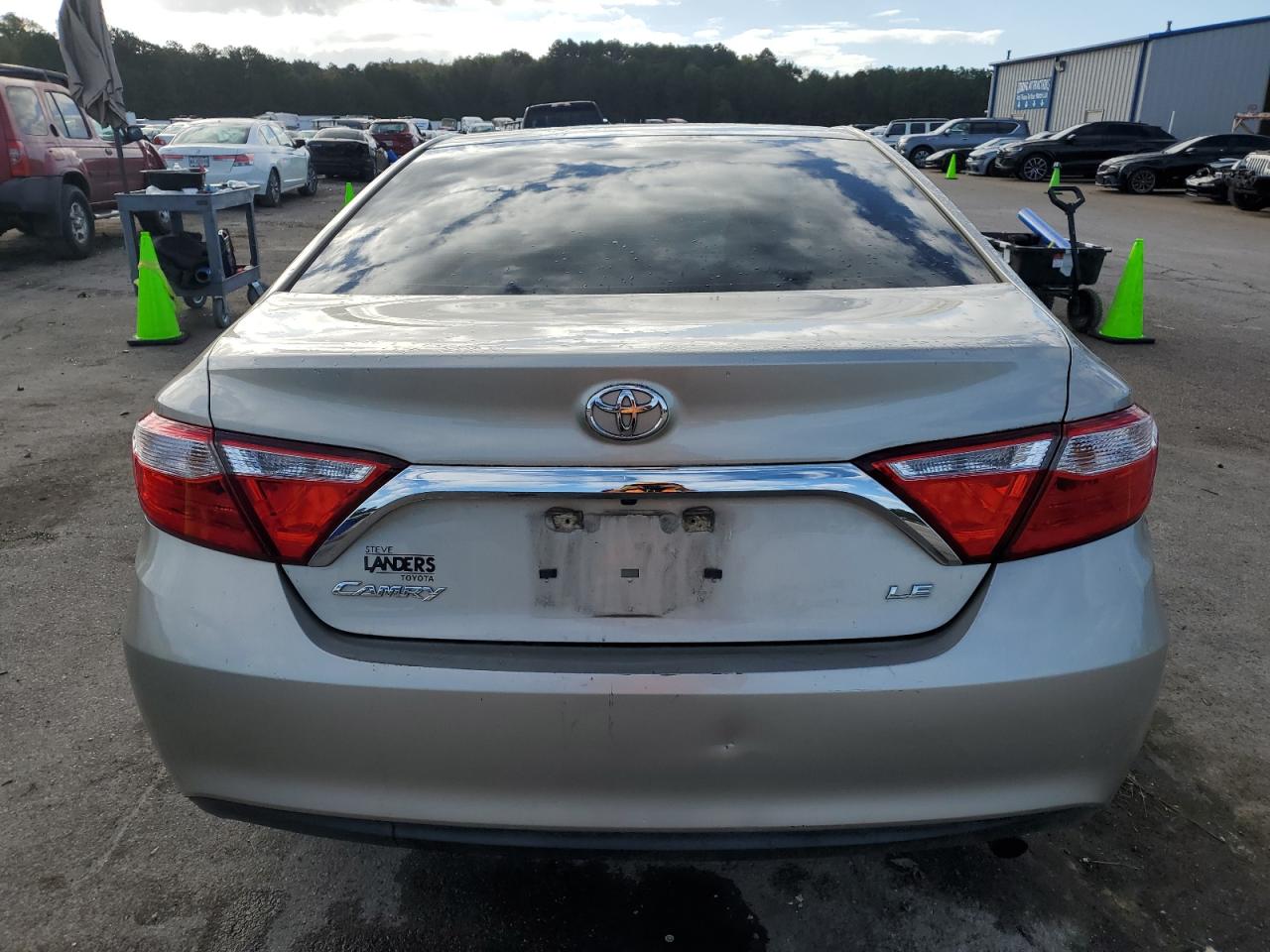 2017 Toyota Camry - Image 6