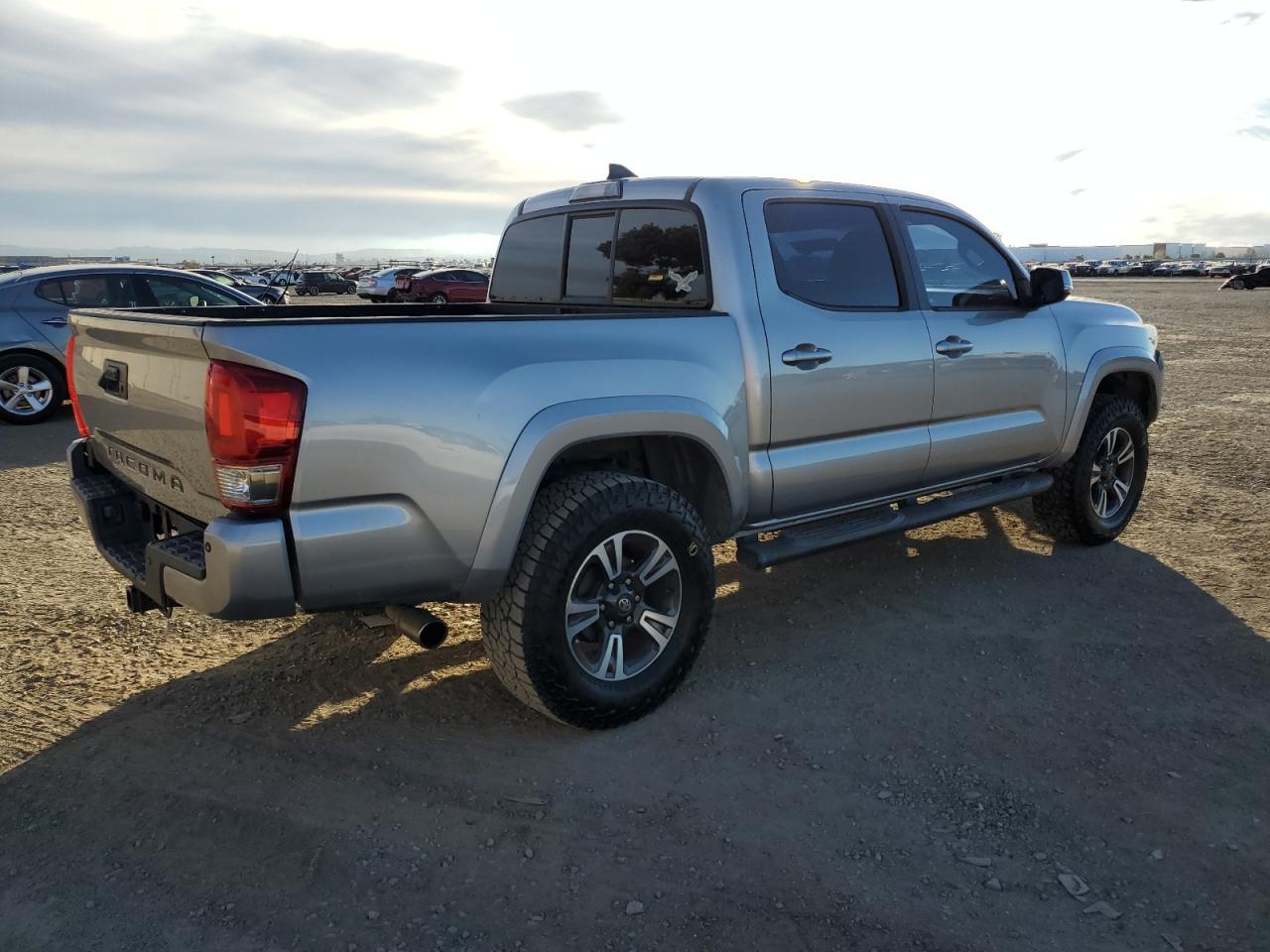 VIN 3TMAZ5CN4GM016336 2016 TOYOTA TACOMA no.3