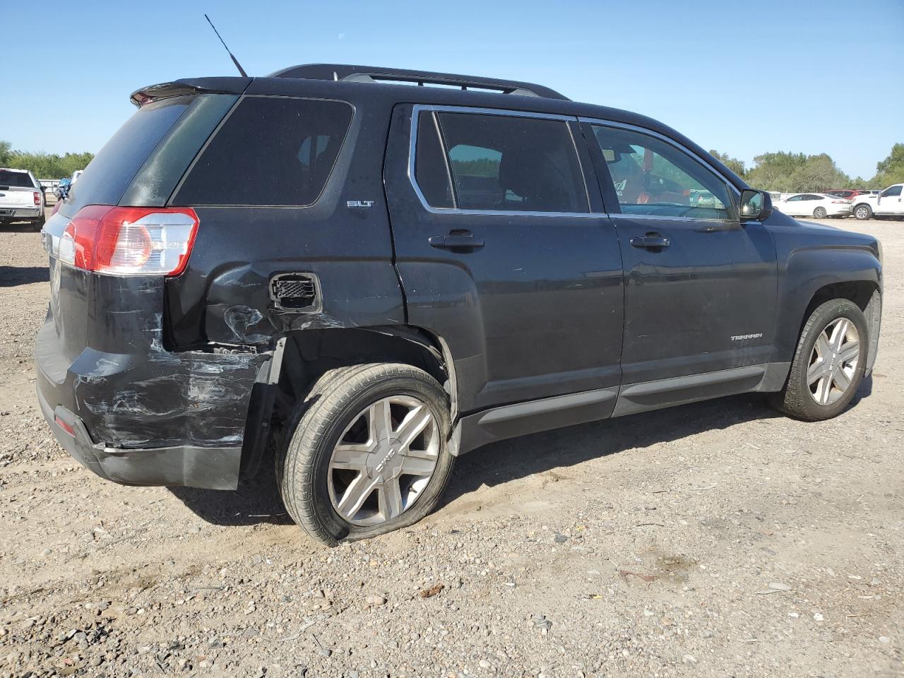2011 GMC Terrain - Image 3