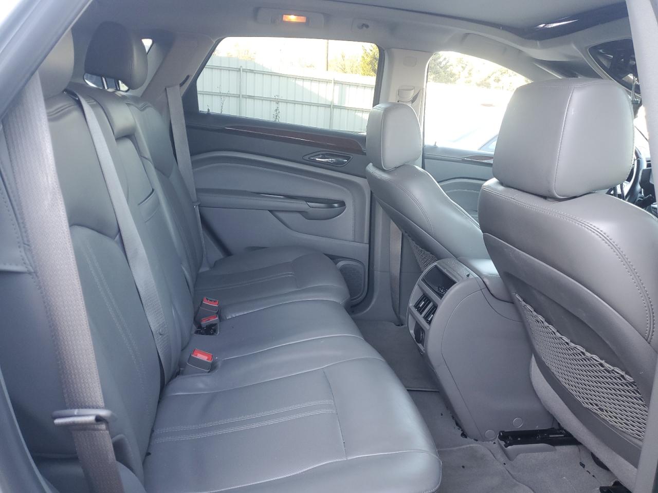 2012 Cadillac SRX - Image 12
