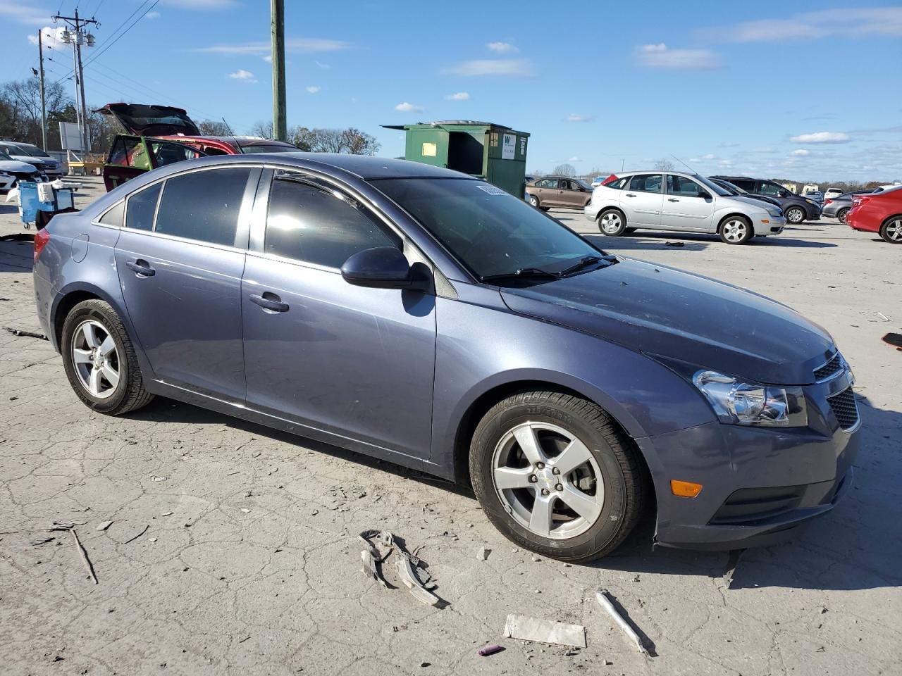 VIN 1G1PC5SB7D7227693 2013 CHEVROLET CRUZE no.4