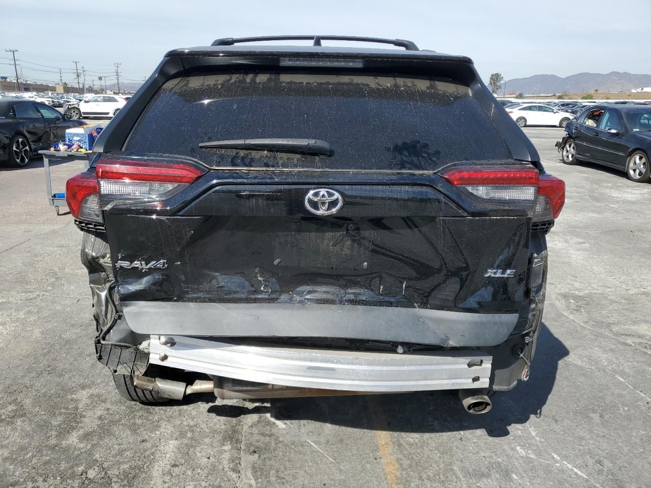 2019 Toyota Rav4 Xle Premium VIN: 2T3C1RFV3KC001516 Lot: 79567764