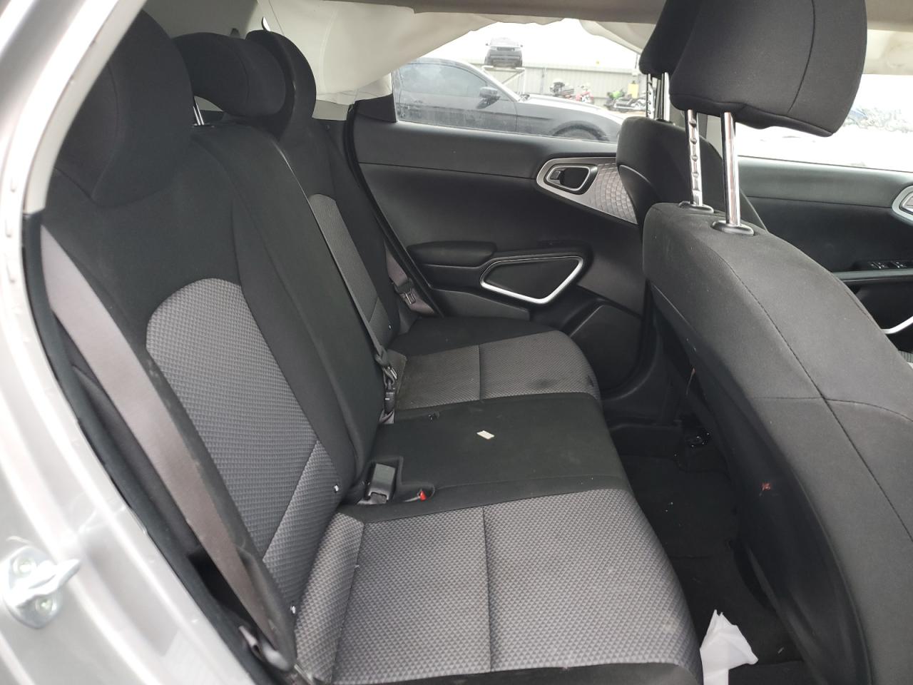 2022 Kia Soul - Image 10