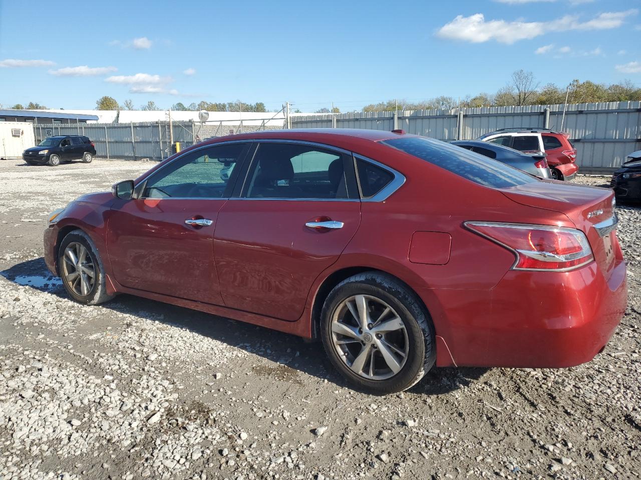 2015 Nissan Altima - Image 2